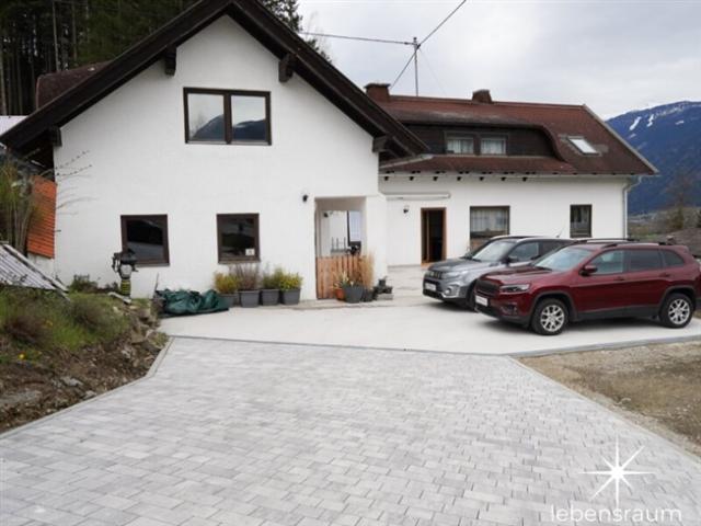 Mehrfamilienhaus kaufen in Lurnfeld, Kärnten