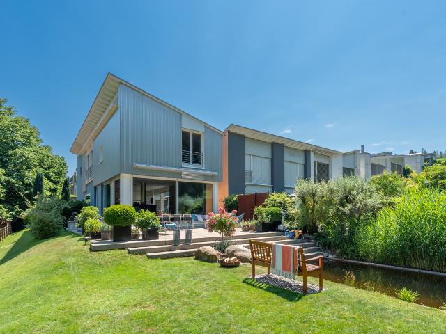 Reihenfamilienhaus kaufen in Dübendorf, Zürich