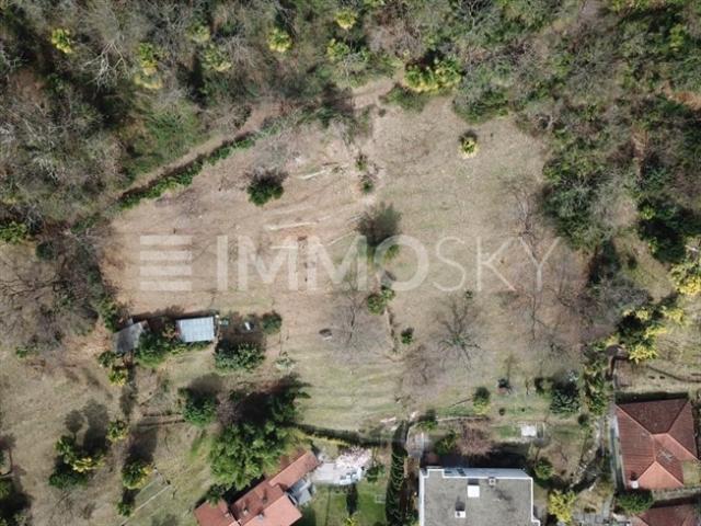 Grundstück kaufen in Locarno, Tessin