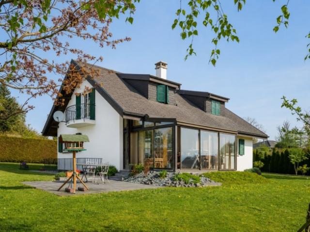Einfamilienhaus kaufen in Savigny, Waadt