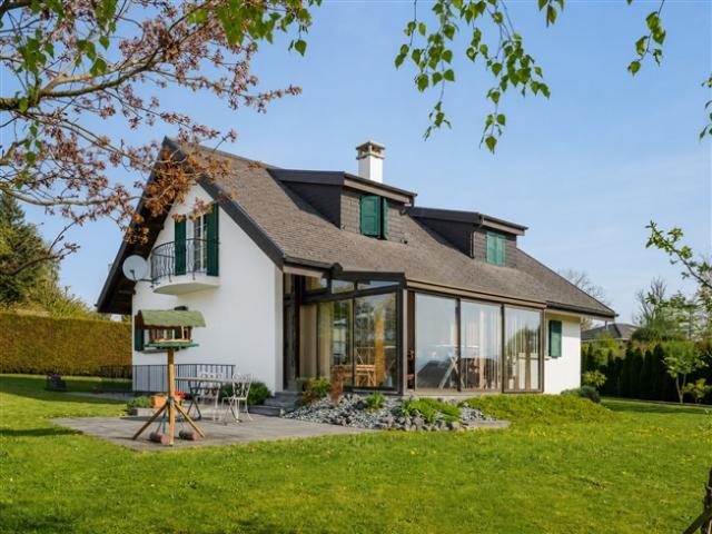 Einfamilienhaus kaufen in Savigny, Waadt