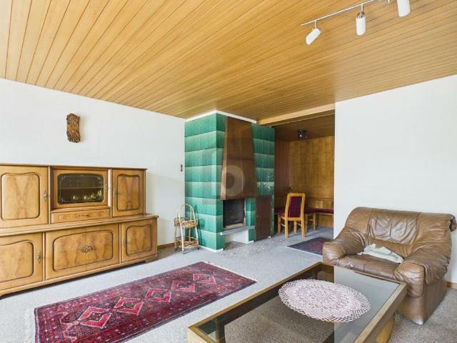Reihenfamilienhaus kaufen in Oberdorf, Glarus Süd
