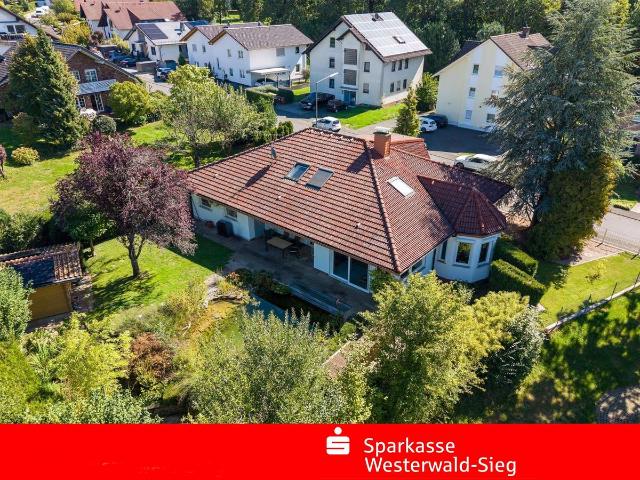 Haus kaufen in Weyerbusch, Landkreis Altenkirchen (Westerwald)