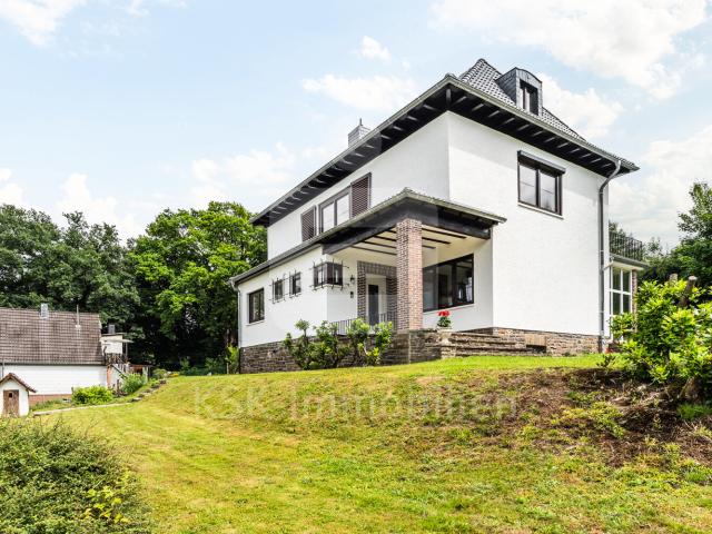 Villa kaufen in Miebach, Engelskirchen