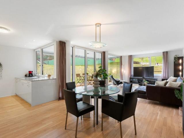Wohnung kaufen in Bergdietikon, Aargau