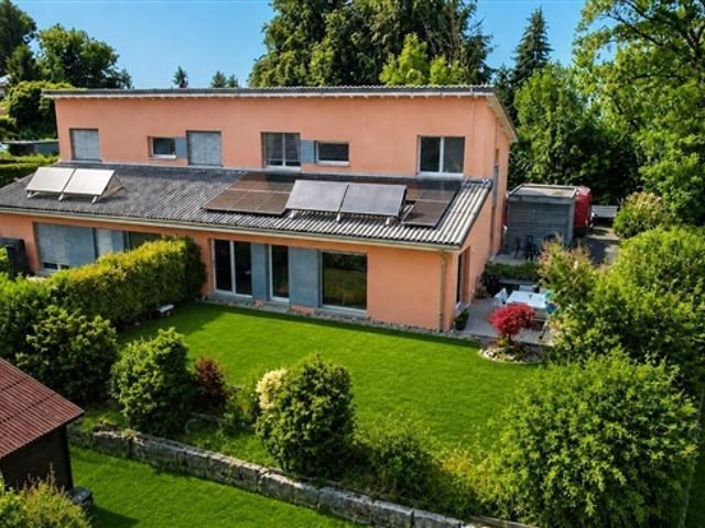 Reihenfamilienhaus kaufen in Cudrefin, Waadt