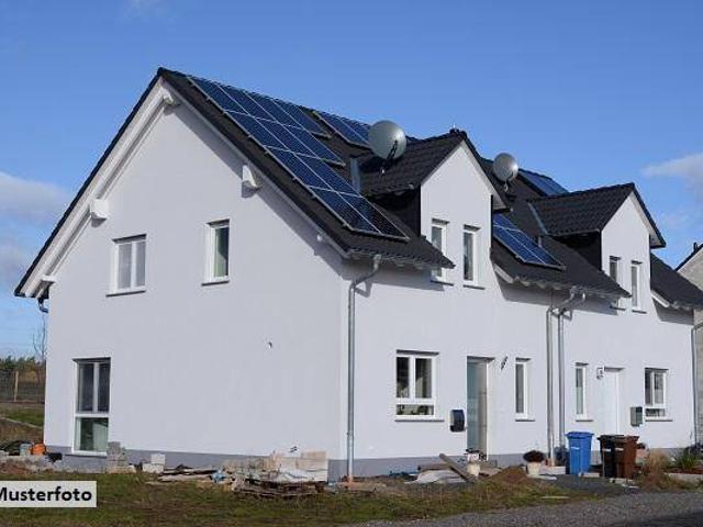 Haus kaufen in Lichtenwörth-Nadelburg, Niederösterreich
