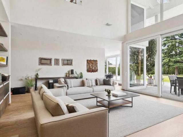 Haus kaufen in Coppet, Waadt
