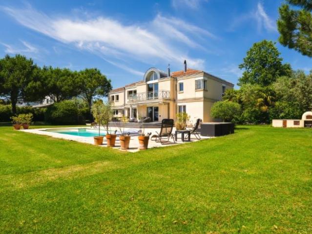 Haus kaufen in Préverenges, Waadt