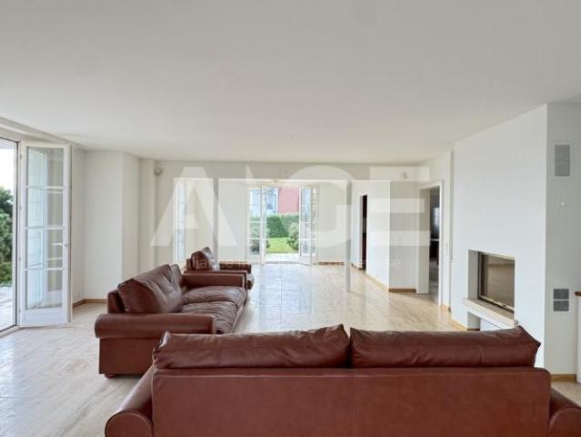 Haus kaufen in Mont-sur-Rolle, District de Nyon