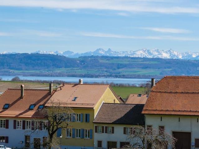 Haus kaufen in Bonvillars, Waadt