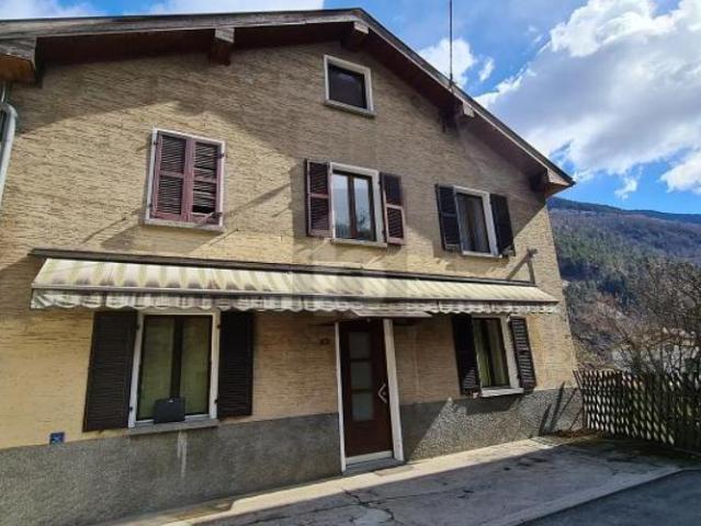 Haus kaufen in Lavorgo, Faido