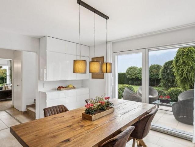 Haus kaufen in Aigle, Waadt