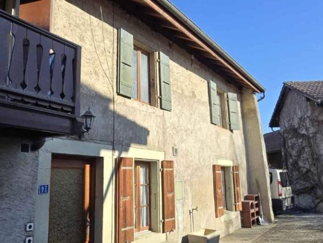 Haus kaufen in Givrins, Waadt