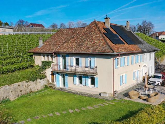 Haus kaufen in Aubonne, Waadt