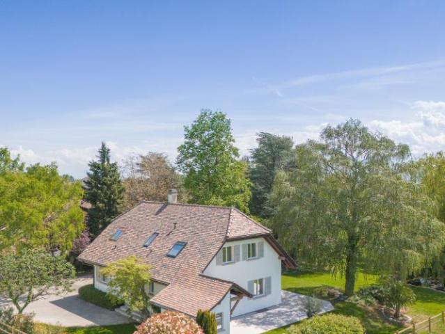 Haus kaufen in Grens, Waadt