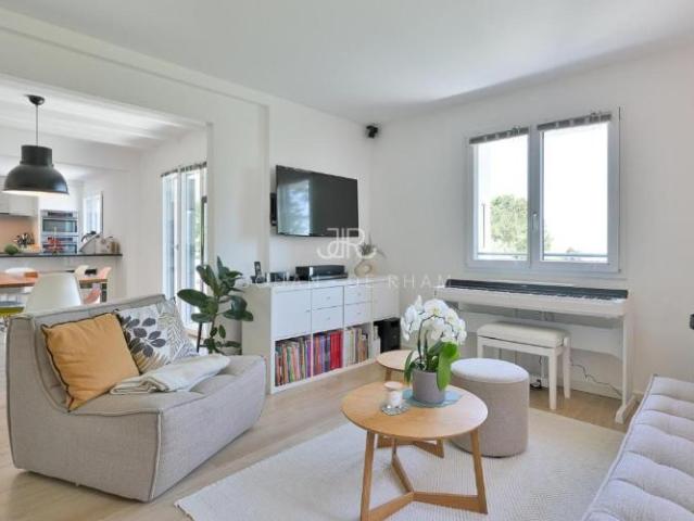 Haus kaufen in Genolier, Waadt