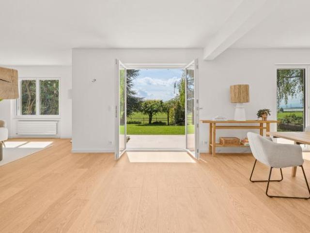 Haus kaufen in Grens, District de Nyon