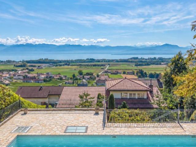 Haus kaufen in Bursins, District de Nyon