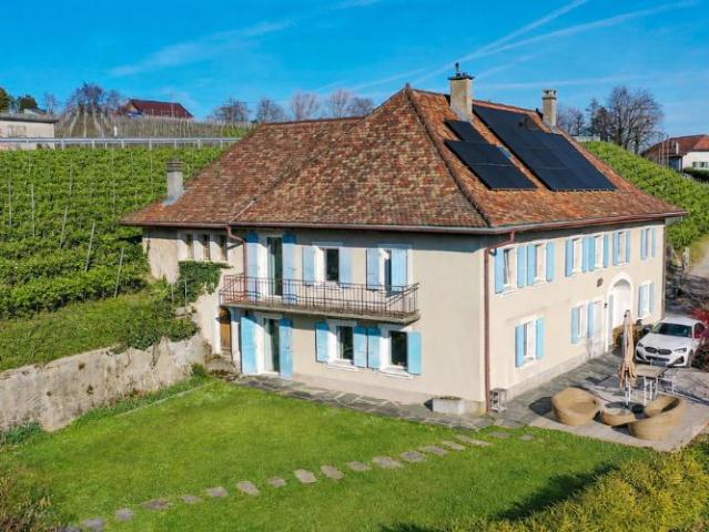Haus kaufen in Aubonne, Waadt