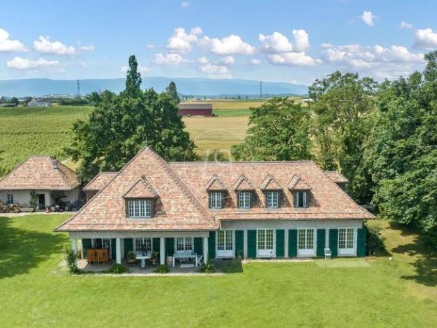 Haus kaufen in Etoy, Waadt