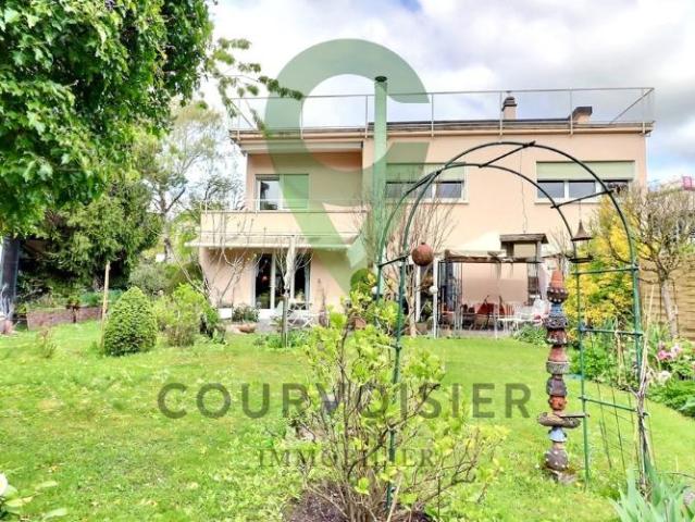 Haus kaufen in Rolle, Waadt