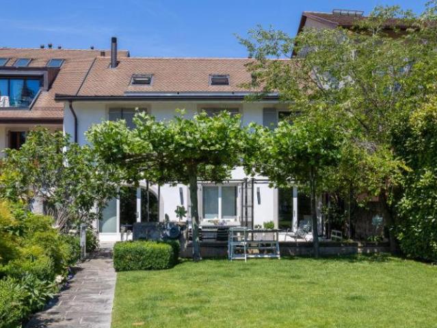 Haus kaufen in Gland, Waadt