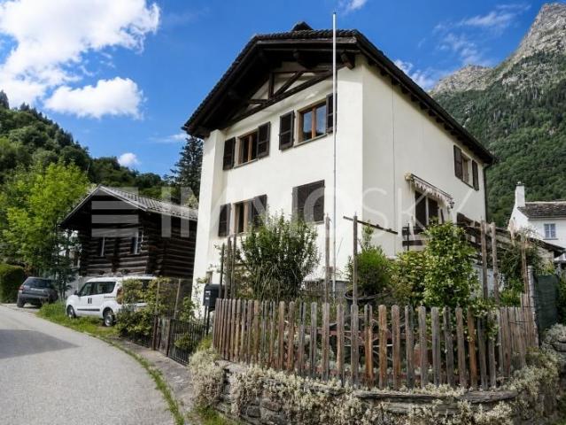 Haus kaufen in Mesocco, Graubünden