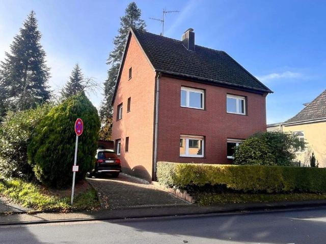 Haus kaufen in Warth, Hennef