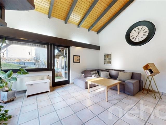 Einfamilienhaus kaufen in Court, Bern