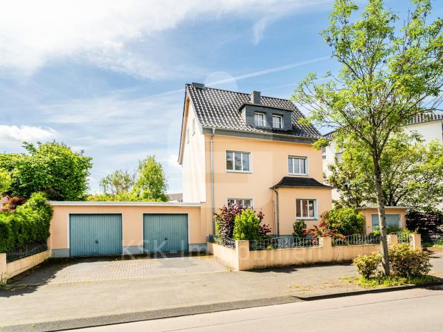 Villa kaufen in Troisdorf, Nordrhein-Westfalen