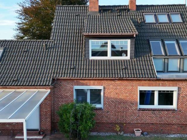 Haus kaufen in Heiligenstedtenerkamp, Kreis Steinburg