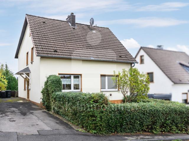 Villa kaufen in Lindlar, Nordrhein-Westfalen