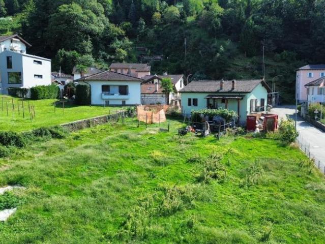 Haus kaufen in Cadenazzo, Tessin