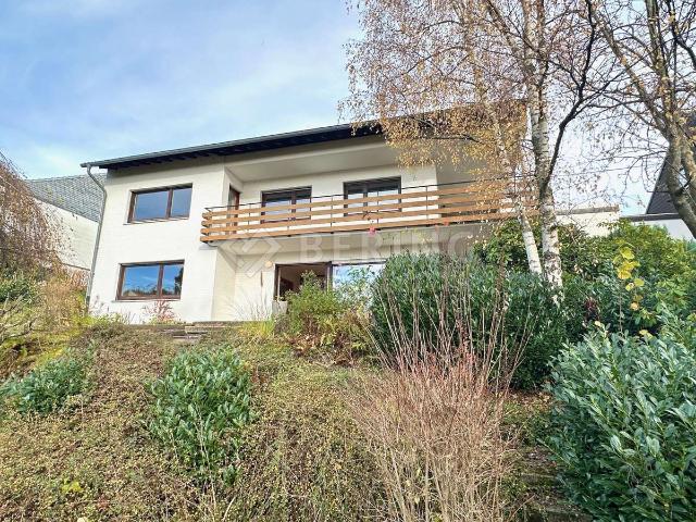 Haus kaufen in Kaan-Marienborn, Siegen