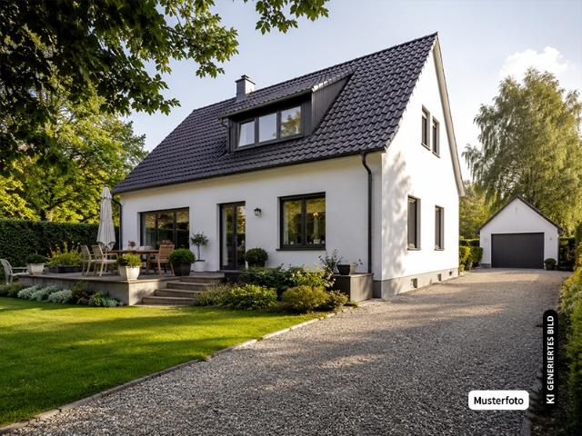 Villa kaufen in Wüsteneutzsch, Leuna