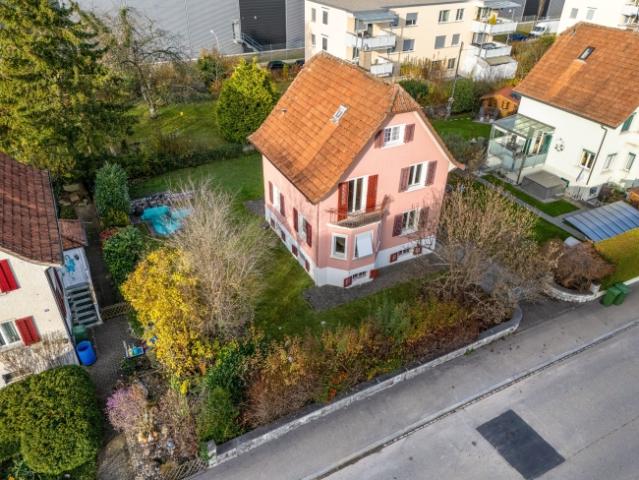 Einfamilienhaus kaufen in Urdorf, Zürich