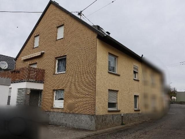 Doppelhaushälfte kaufen in Ernzen, Rheinland-Pfalz