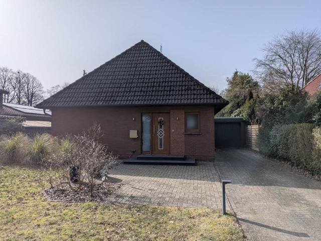 Haus kaufen in Wiefelstede, Niedersachsen