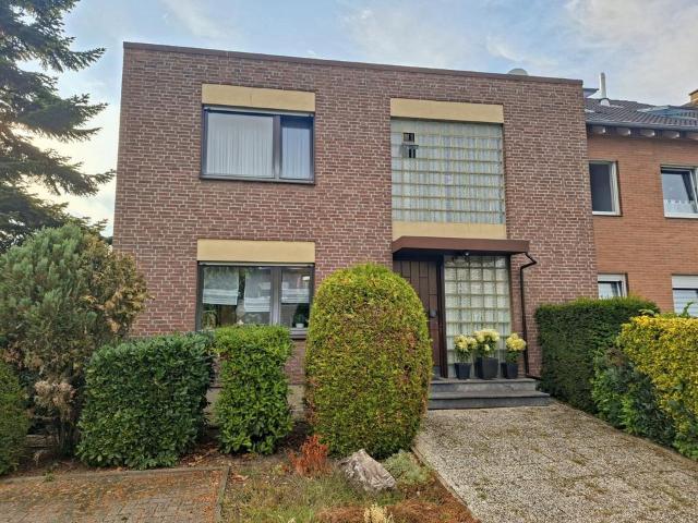 Haus kaufen in Kenten, Bergheim