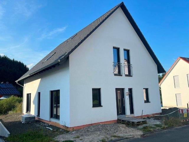 Haus kaufen in Hoppstädten-Weiersbach, Rheinland-Pfalz