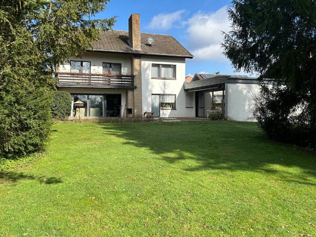 Villa kaufen in Hövelhof, Nordrhein-Westfalen