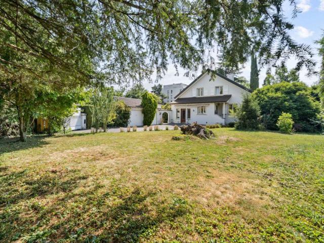 Einfamilienhaus kaufen in Aïre