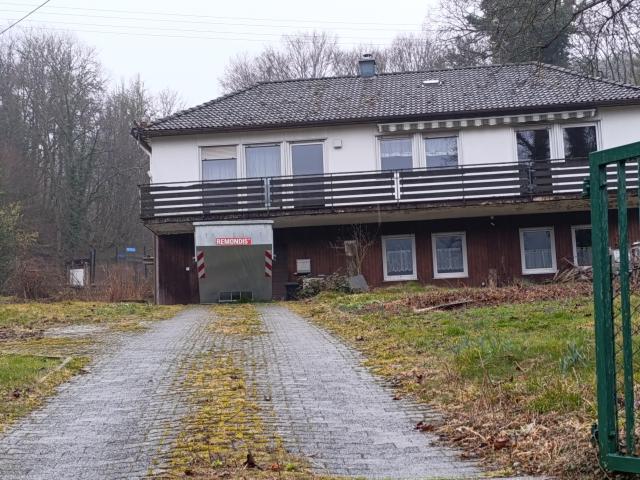 Villa kaufen in Hintertiefenbach, Rheinland-Pfalz