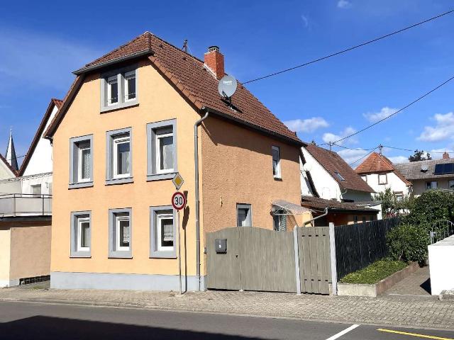 Haus kaufen in Landau-Godramstein, Landau in der Pfalz