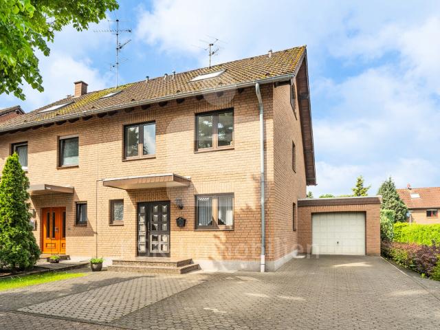 Villa kaufen in Hürth, Nordrhein-Westfalen