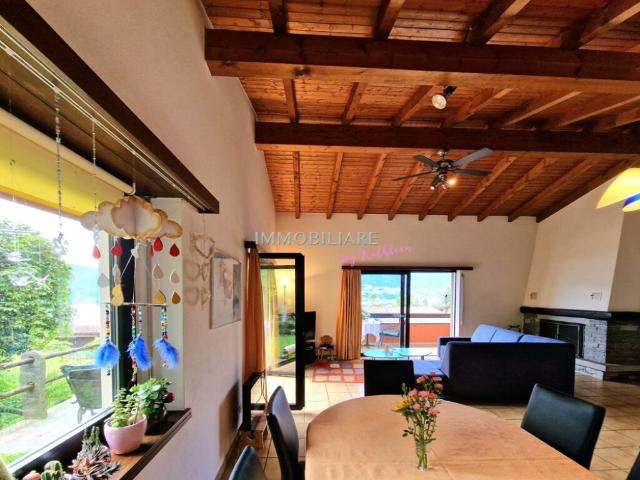 Einfamilienhaus kaufen in Gerra, Gambarogno, Tessin