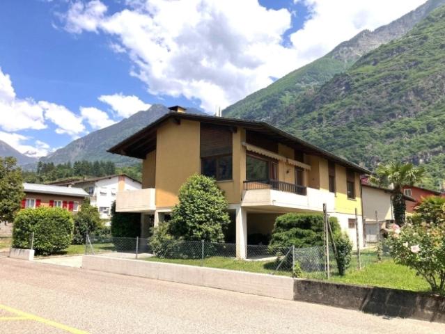 Einfamilienhaus kaufen in Biasca, Tessin