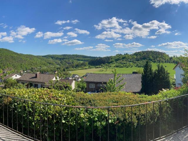 Villa kaufen in Rehberg, Herborn