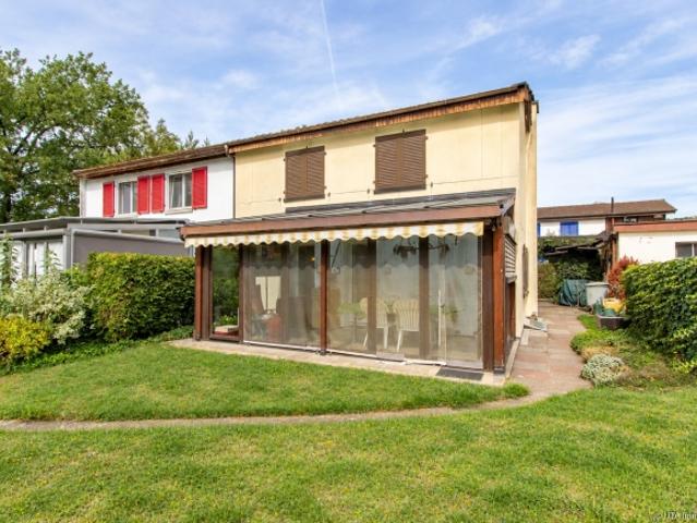 Einfamilienhaus kaufen in Döttingen, Aargau